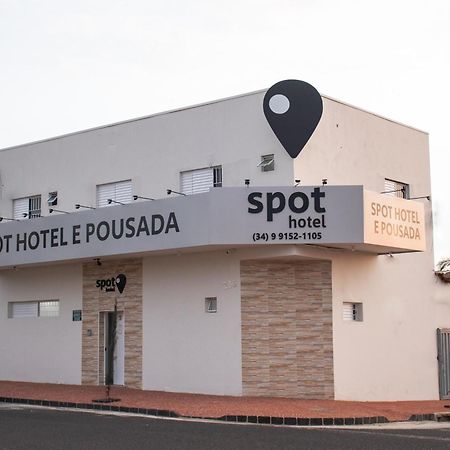 Spot Hotel E Pousada Уберландія Екстер'єр фото
